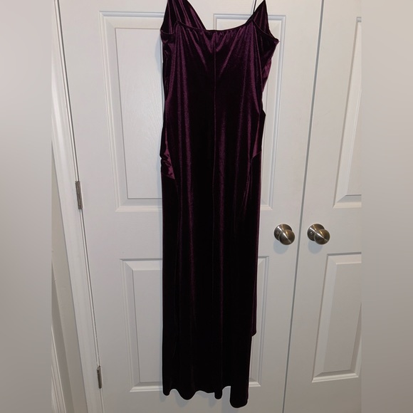 Velvet Gown - Picture 8 of 9